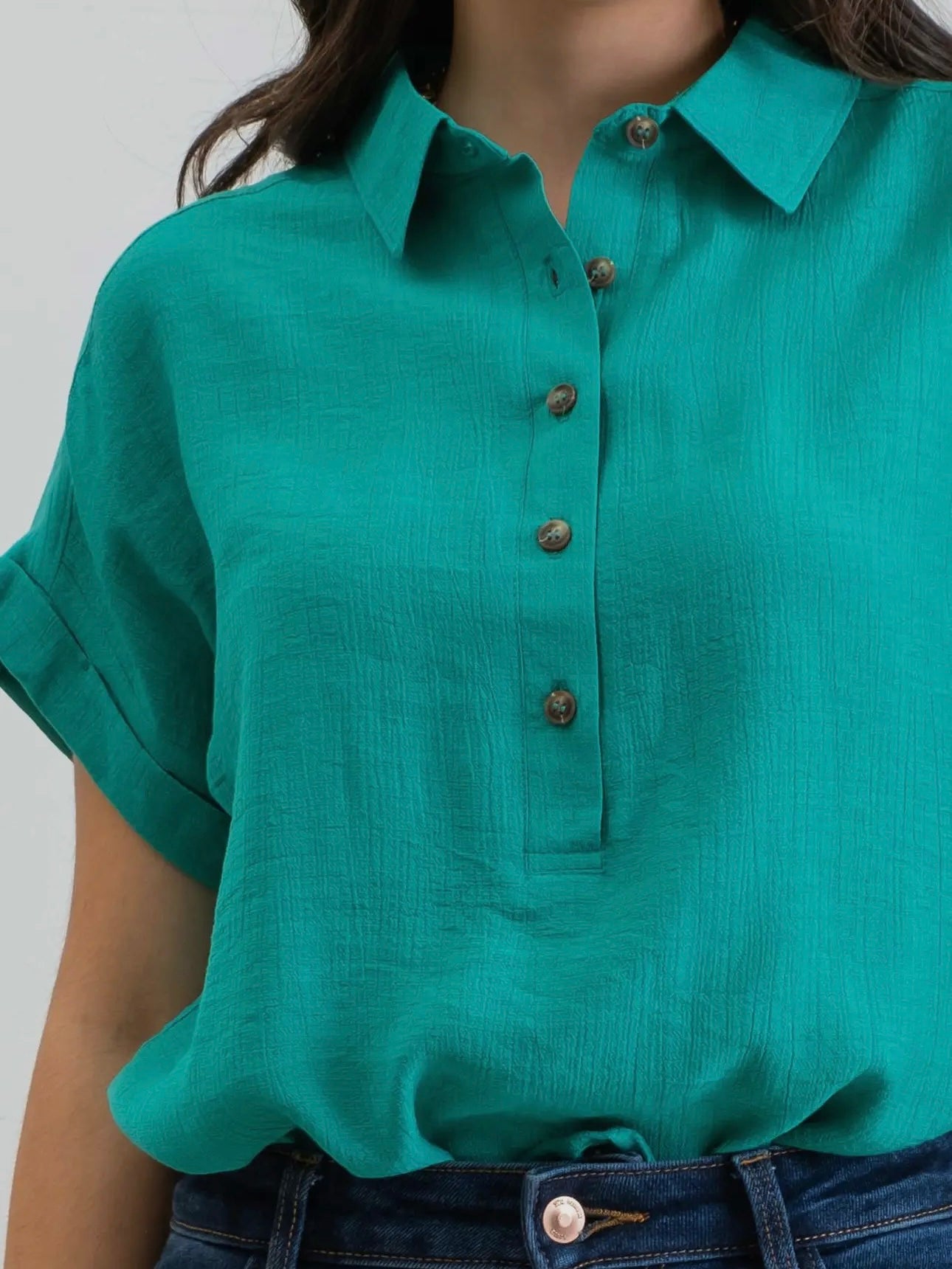 Kelly Green Mid Button Woven Top